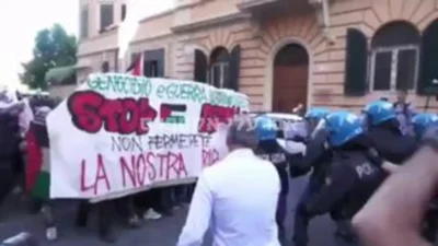 A mass violent protest in germany in support of the gaza terror organisation